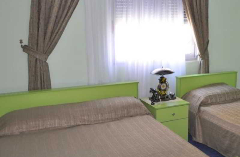 Hotel 3A Tiranë Ngoại thất bức ảnh